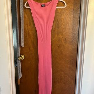 VICI TEMPTING RIBBED KNIT MIDI DRESS